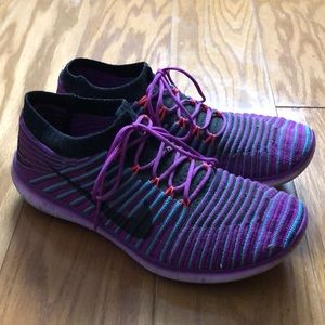 Nike Natural Free & Flexible